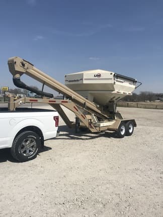 Main image Unverferth Seed Runner 2750